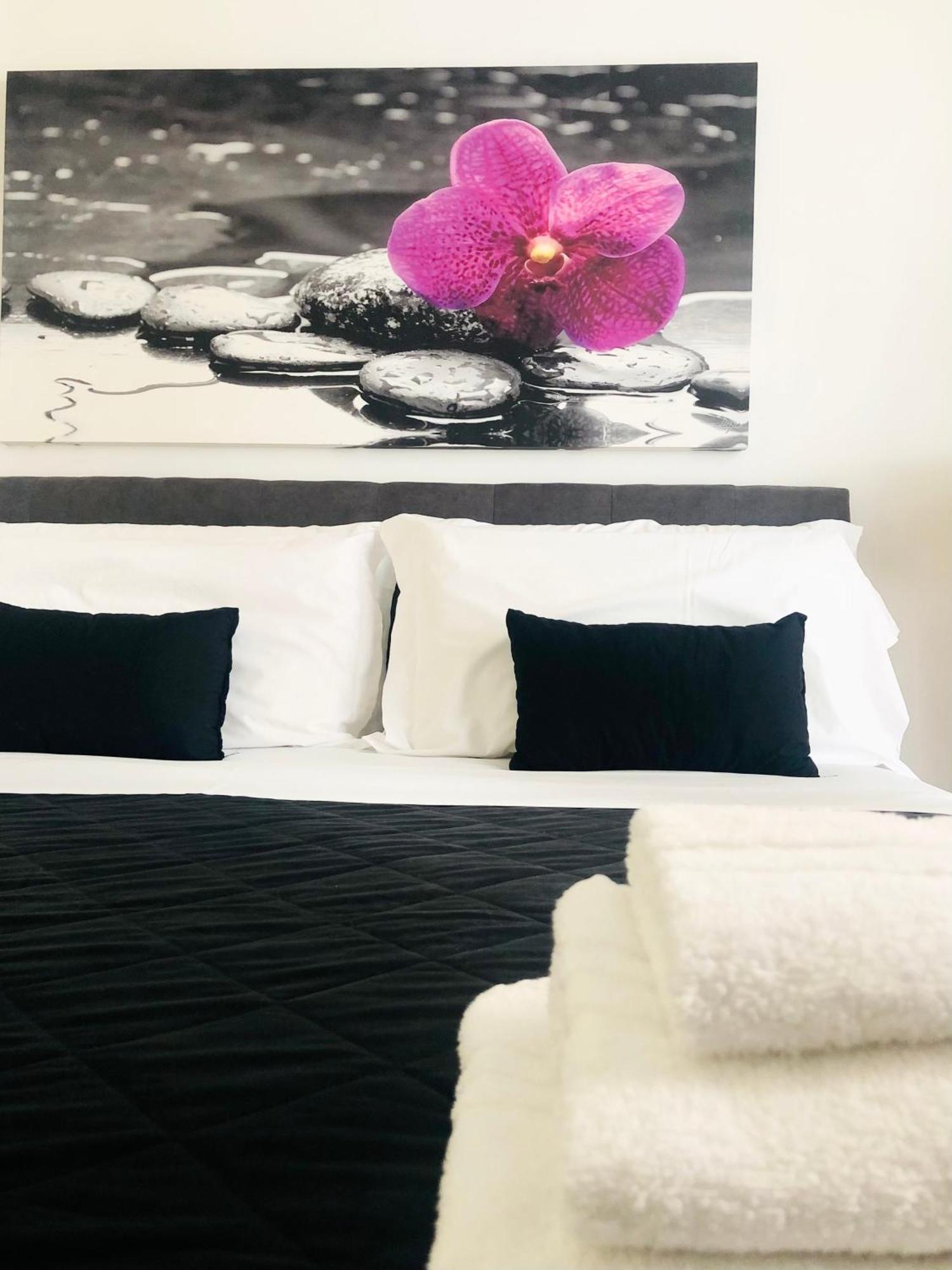Allure Home Catánia Buitenkant foto